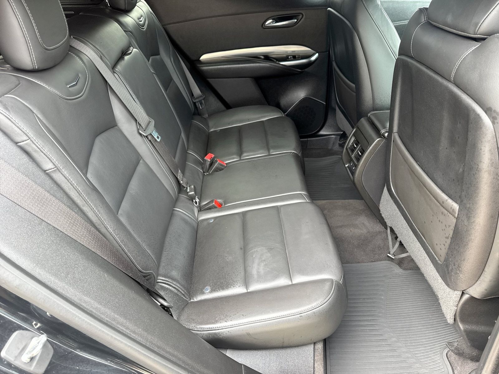Thumbnail: 2019 Cadillac XT4 - 25