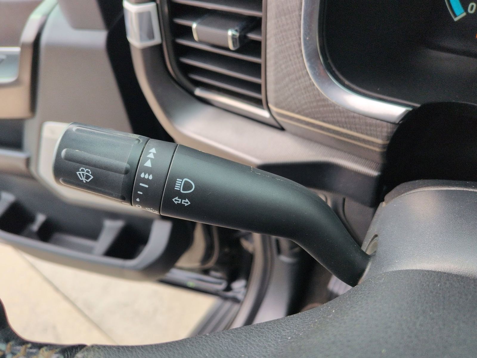 Thumbnail: 2023 Ford F-150 - 27