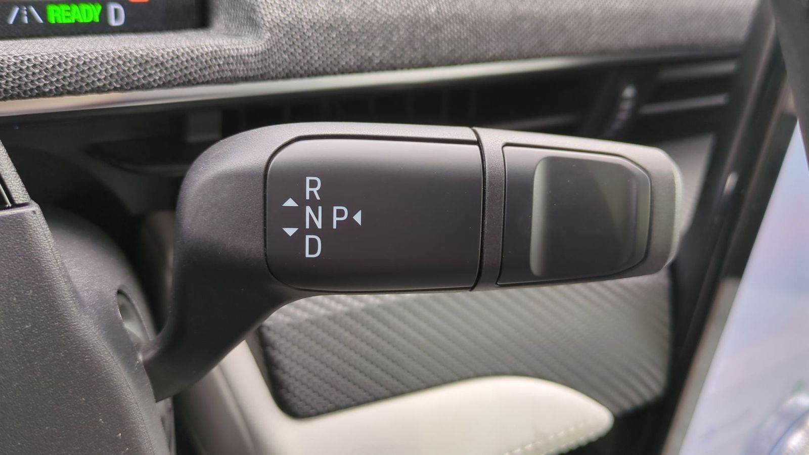 Thumbnail: 2025 Ford Mustang Mach-E - 32