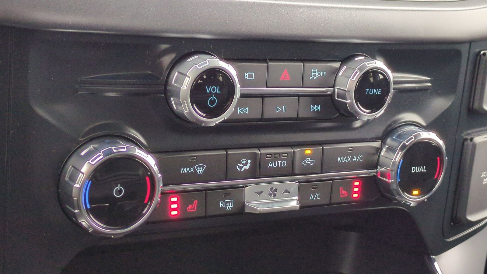 Thumbnail: 2025 Ford F-150 - 29