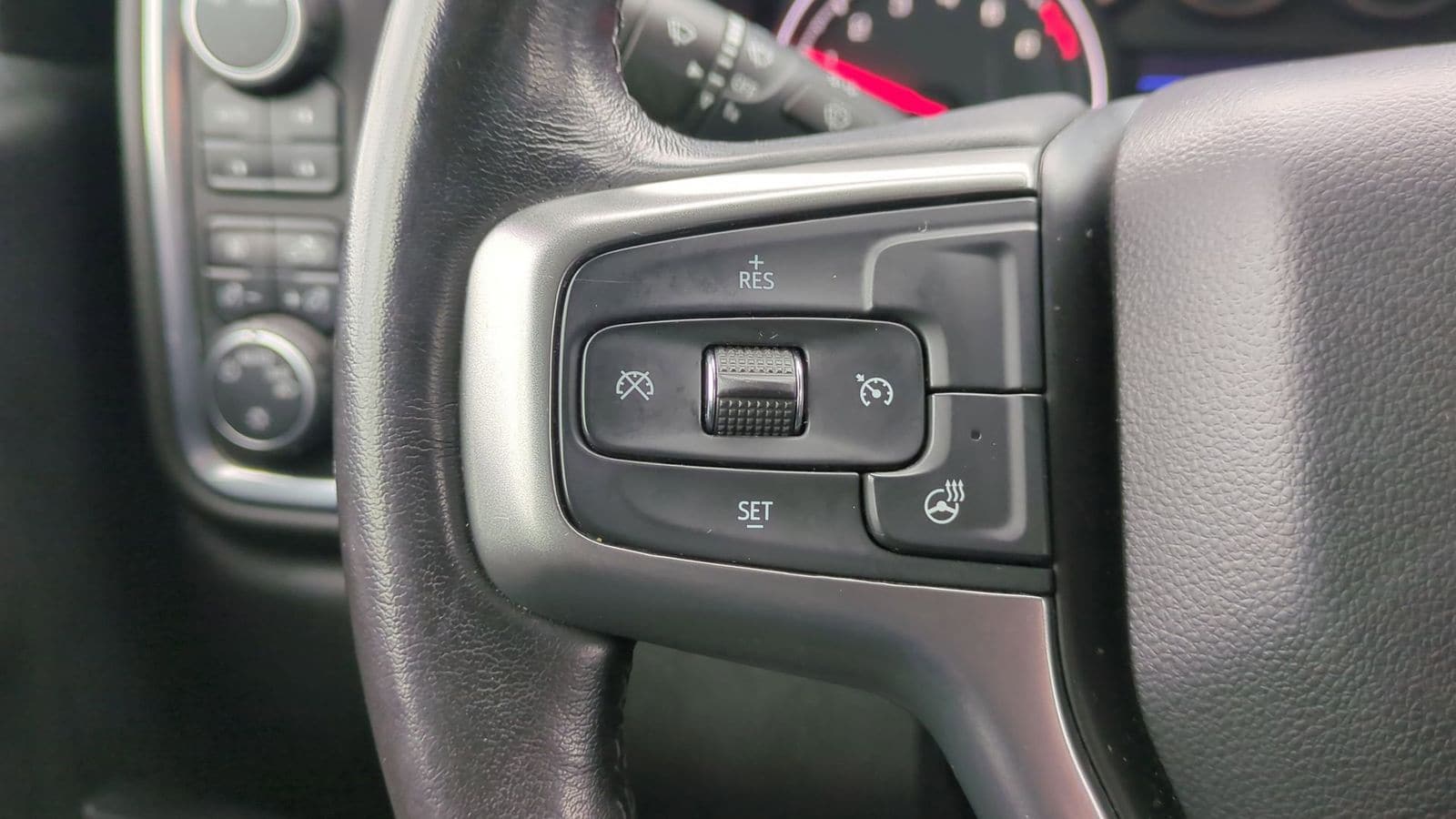 Thumbnail: 2021 Chevrolet Silverado 1500 - 25