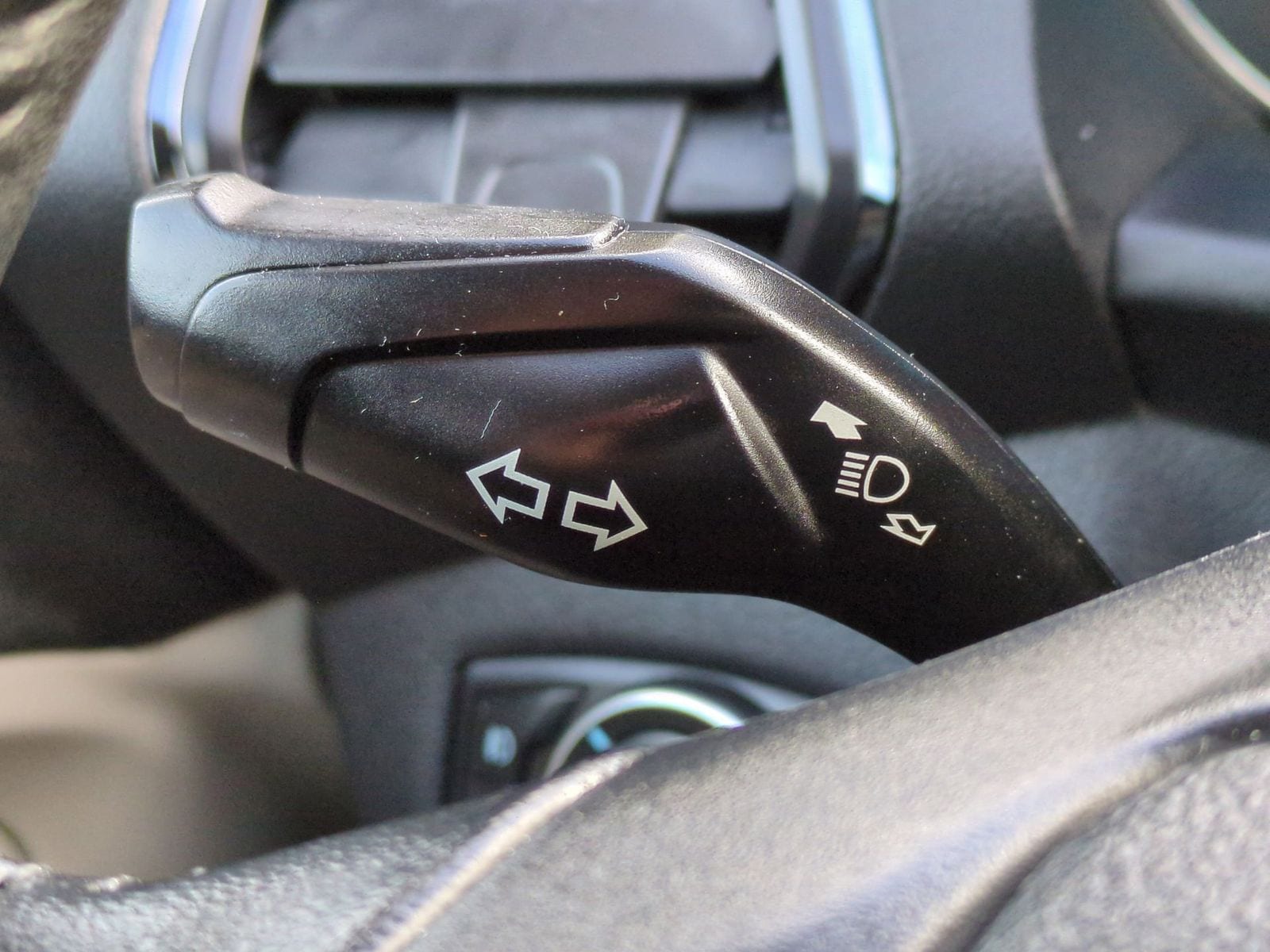 Thumbnail: 2019 Ford Escape - 29