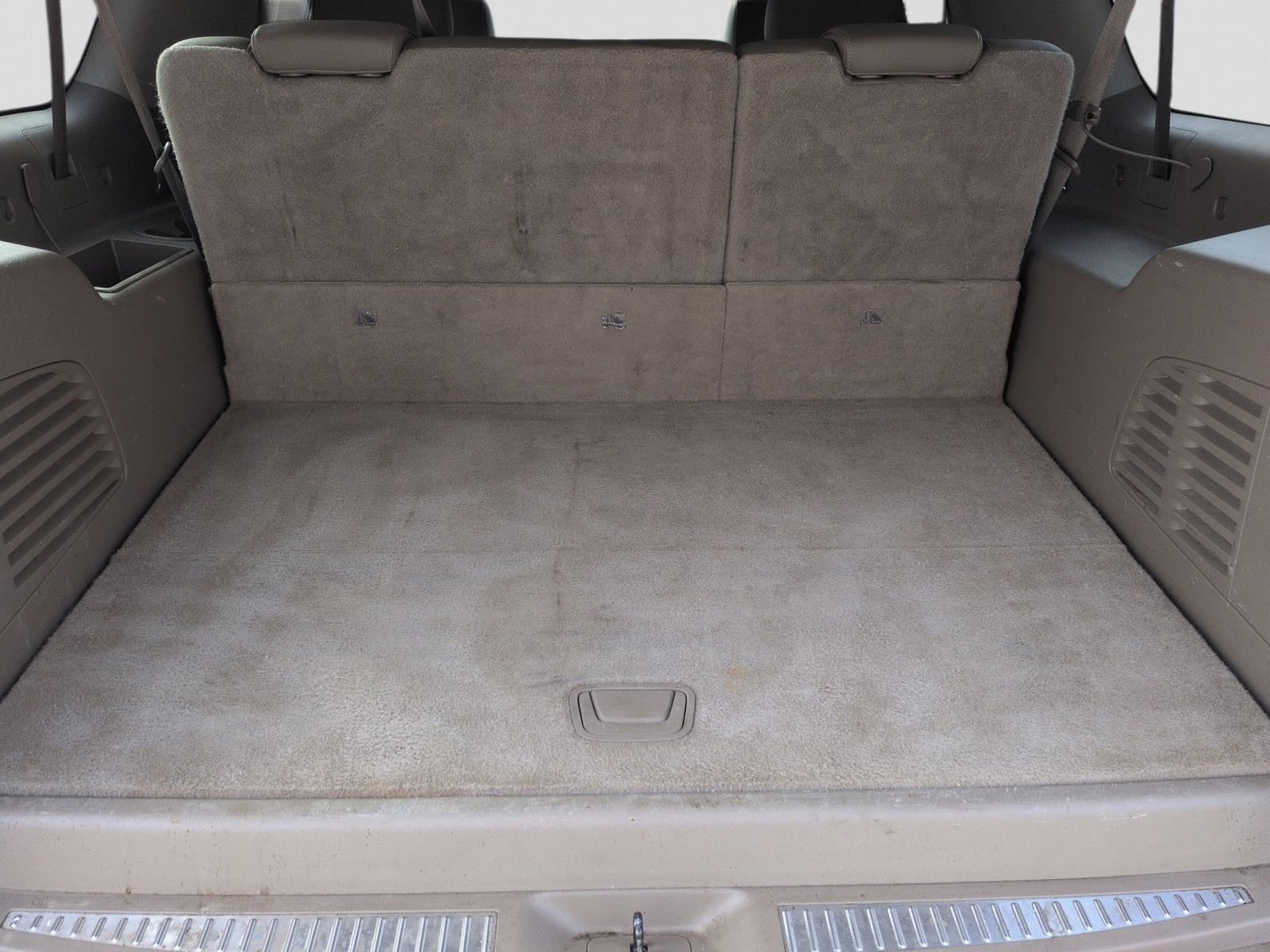 Thumbnail: 2015 Chevrolet Suburban - 44