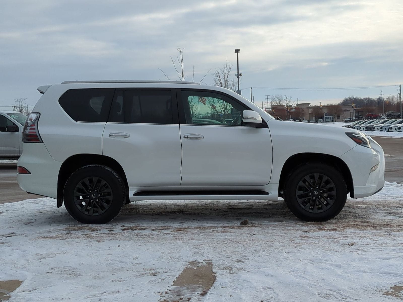 Thumbnail: 2020 Lexus GX - 8