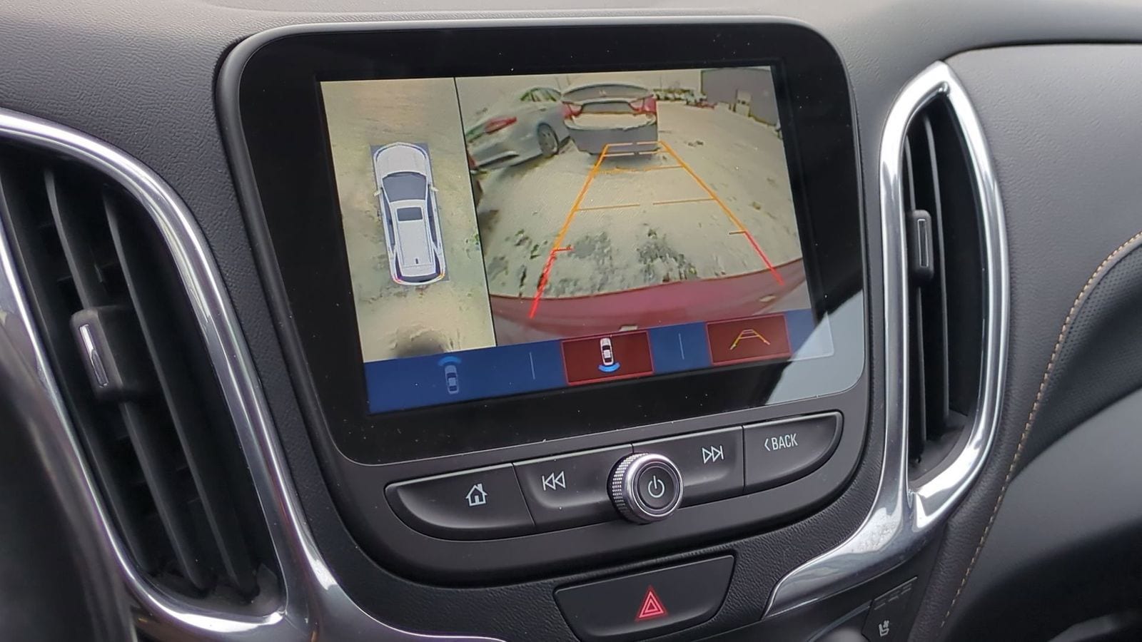 Thumbnail: 2018 Chevrolet Equinox - 35