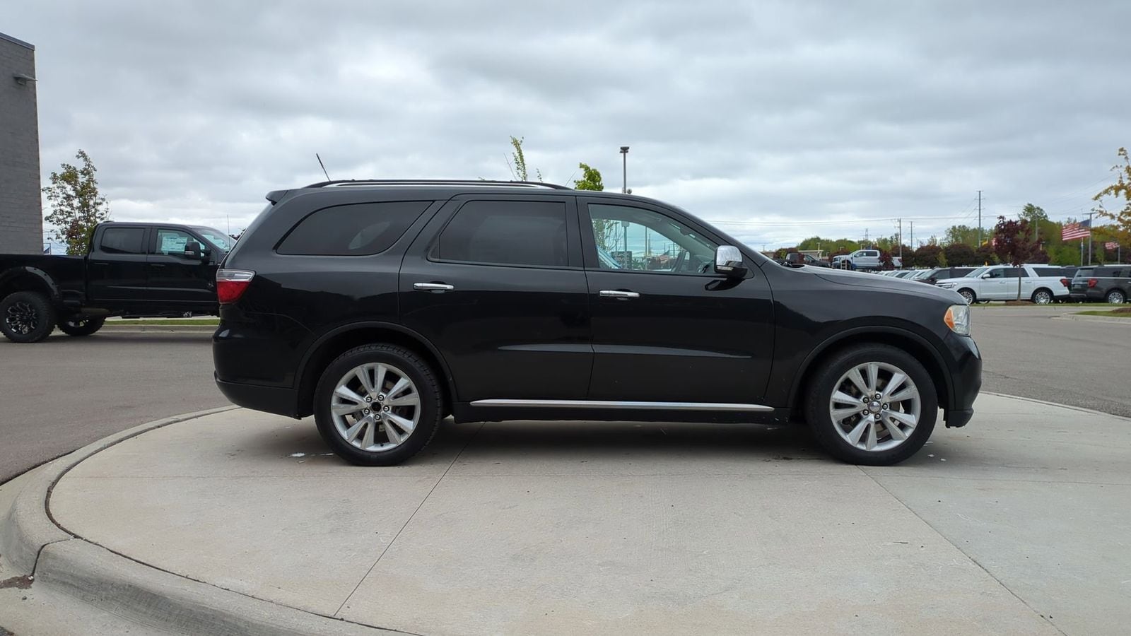 Thumbnail: 2011 Dodge Durango - 6