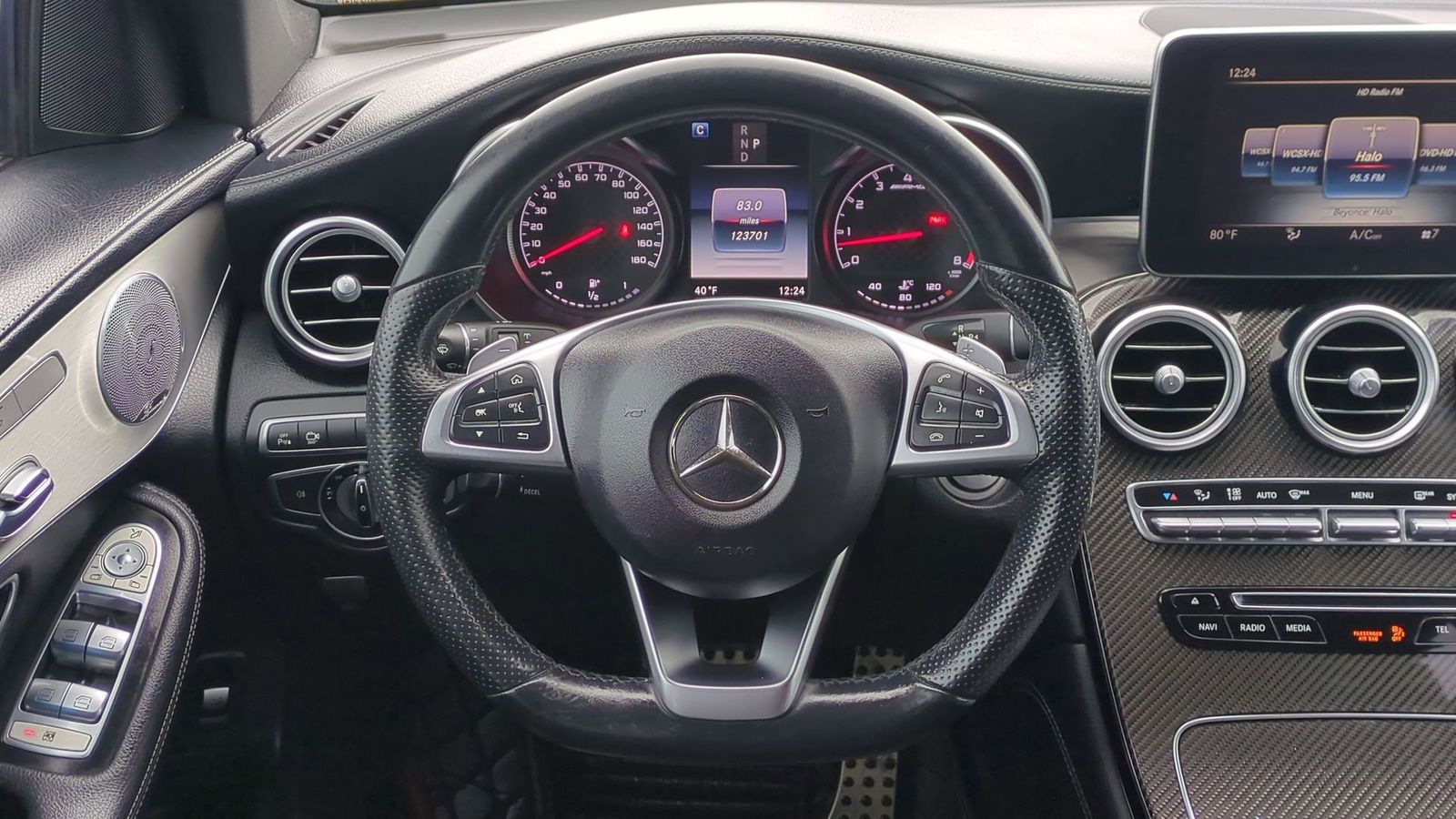 Thumbnail: 2017 Mercedes-Benz GLC - 23