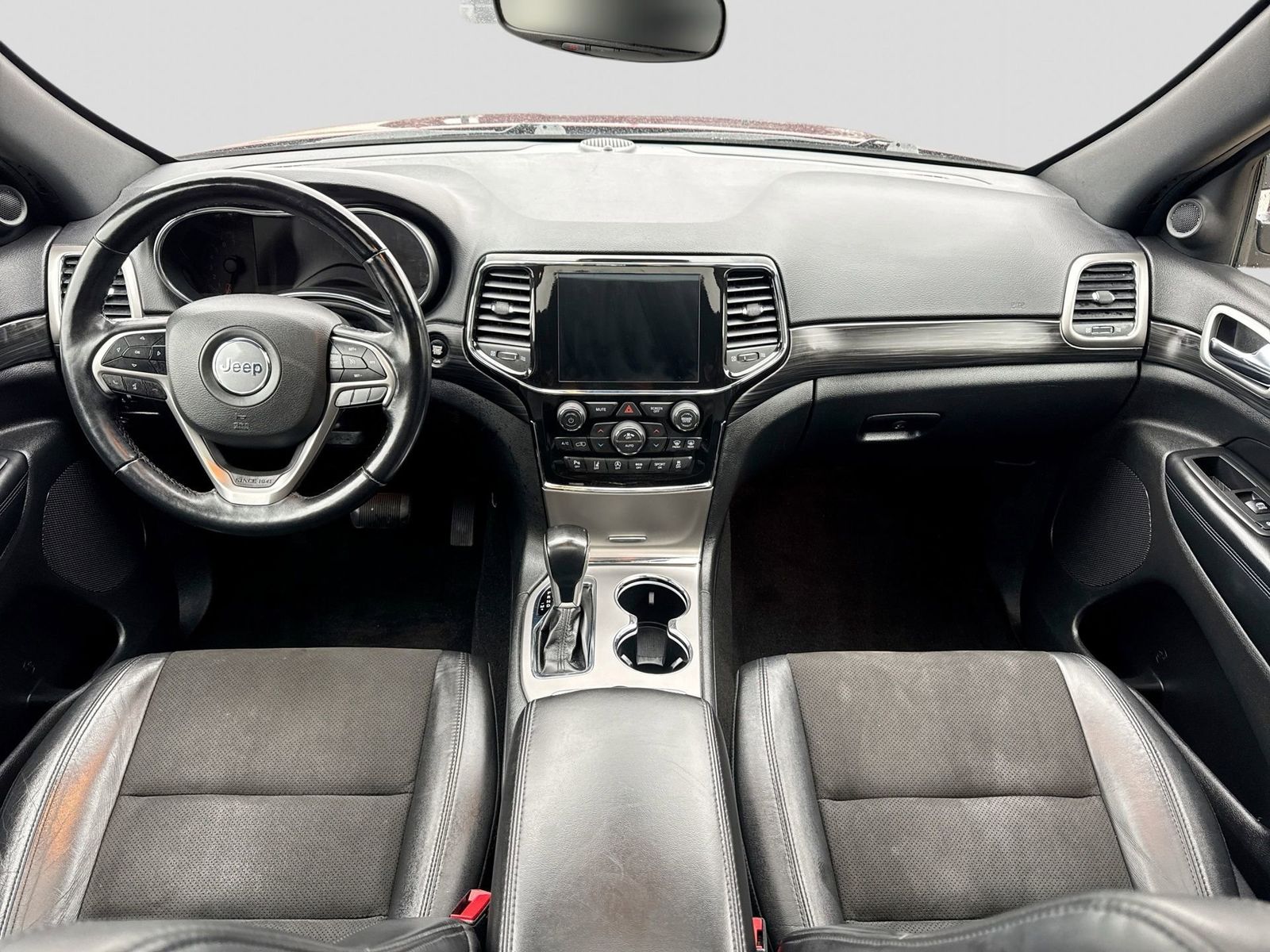 Thumbnail: 2022 Jeep Grand Cherokee - 15