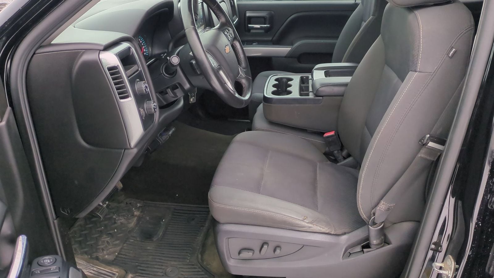 Thumbnail: 2015 Chevrolet Silverado 1500 - 17