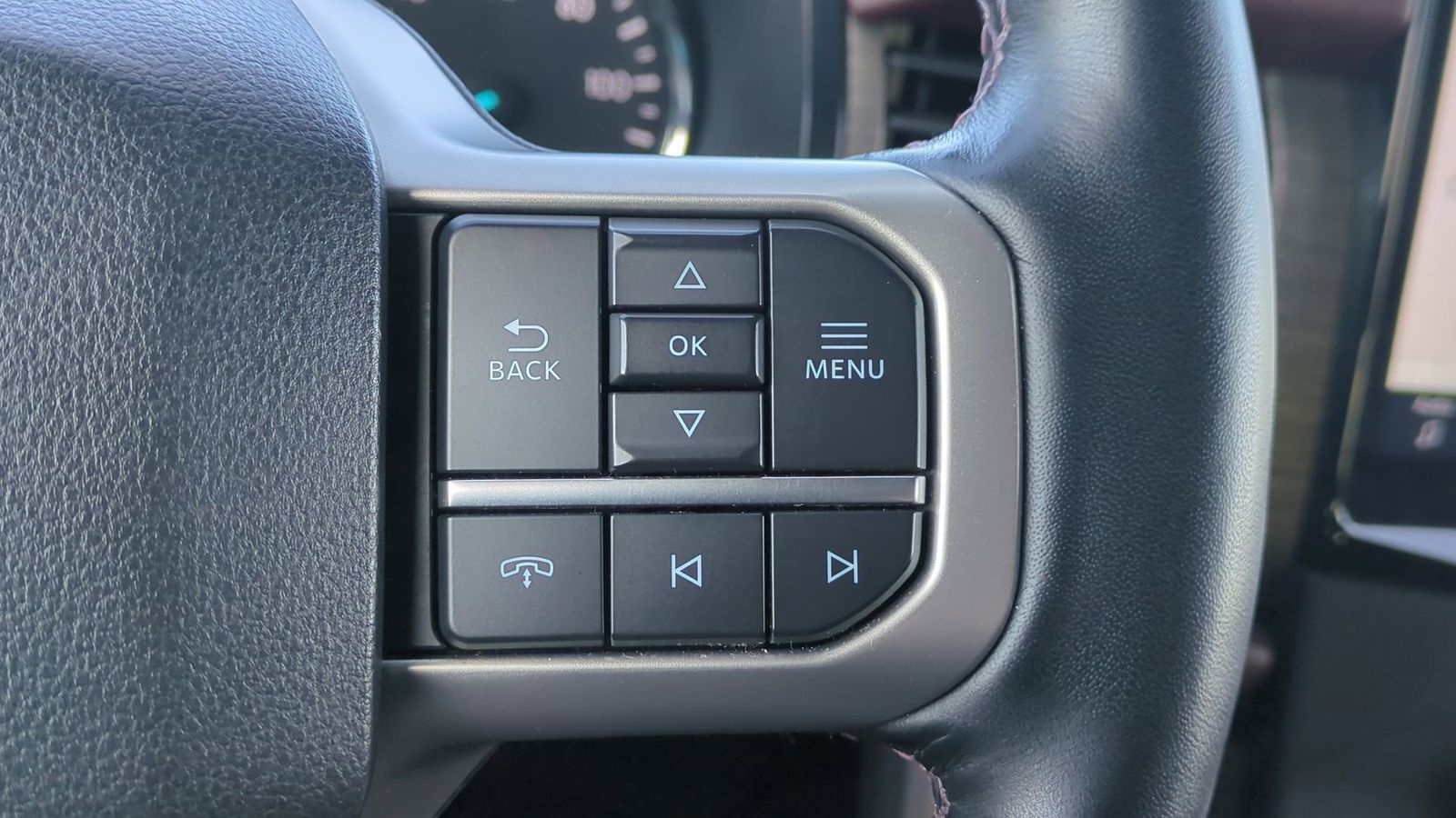 Thumbnail: 2023 Ford Expedition - 28