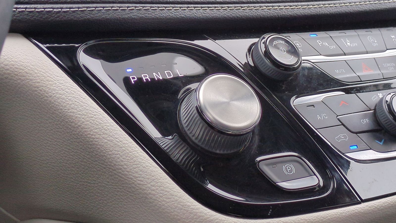 2022 Chrysler Pacifica Limited 37