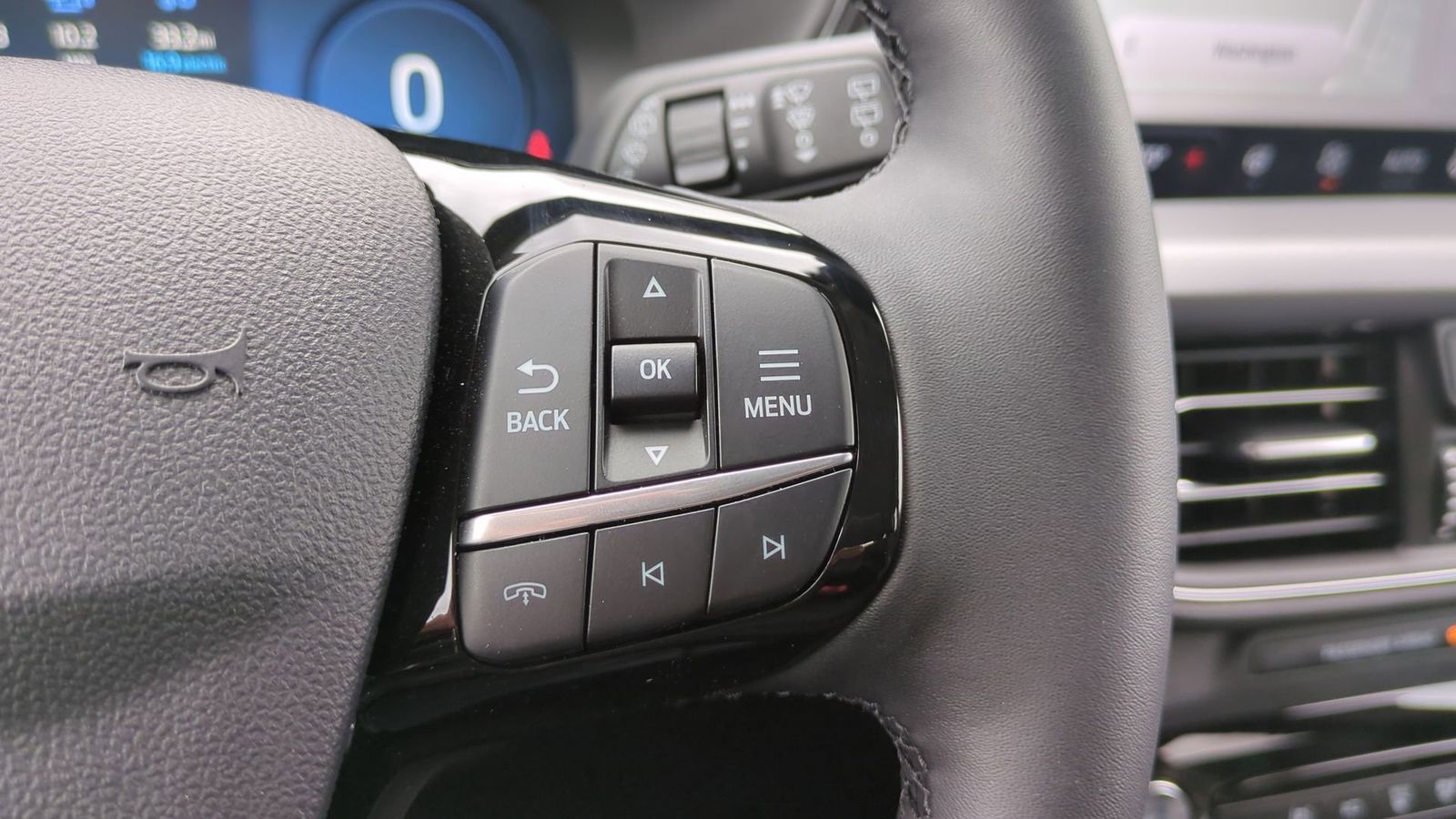 Thumbnail: 2024 Ford Escape - 23