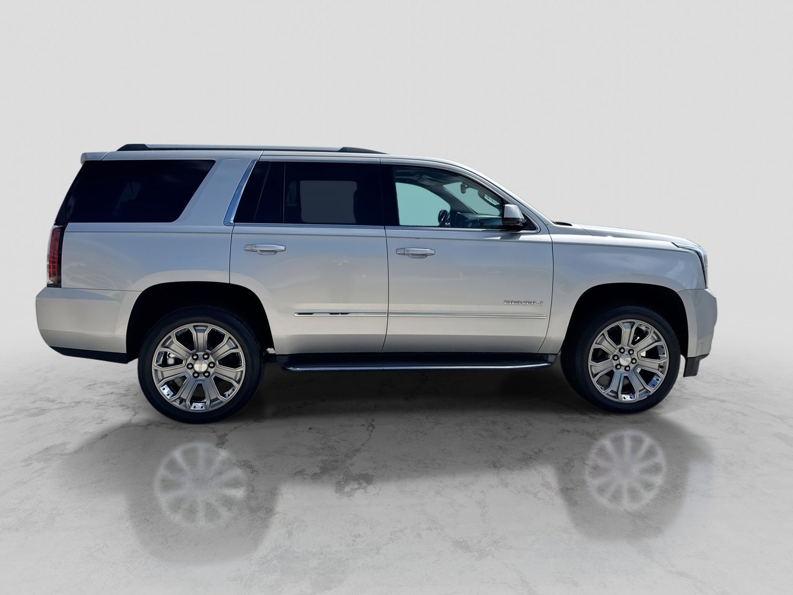 Thumbnail: 2016 GMC Yukon - 9