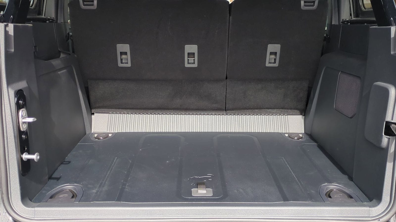 Thumbnail: 2025 Ford Bronco - 35