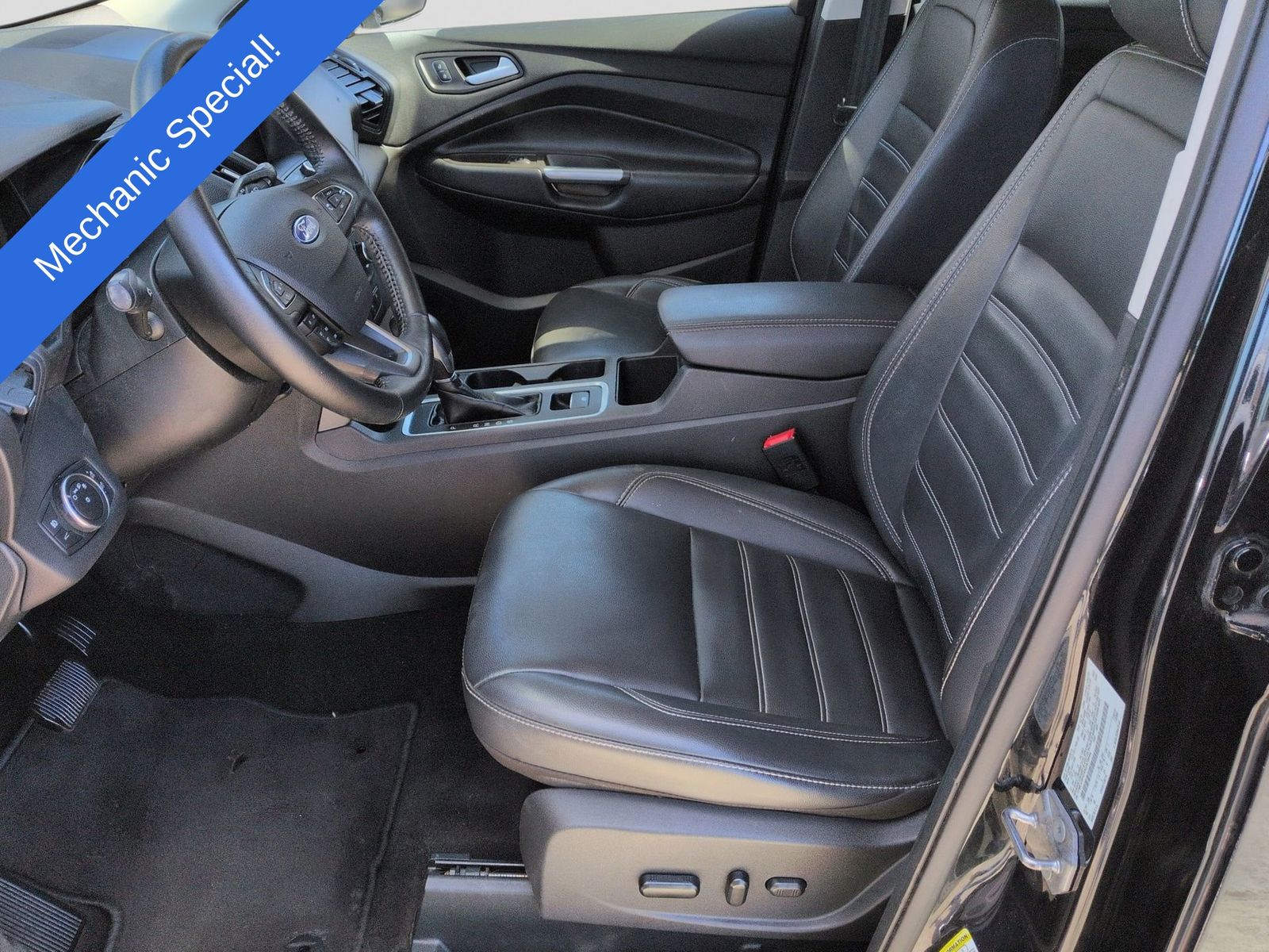 Thumbnail: 2019 Ford Escape - 15