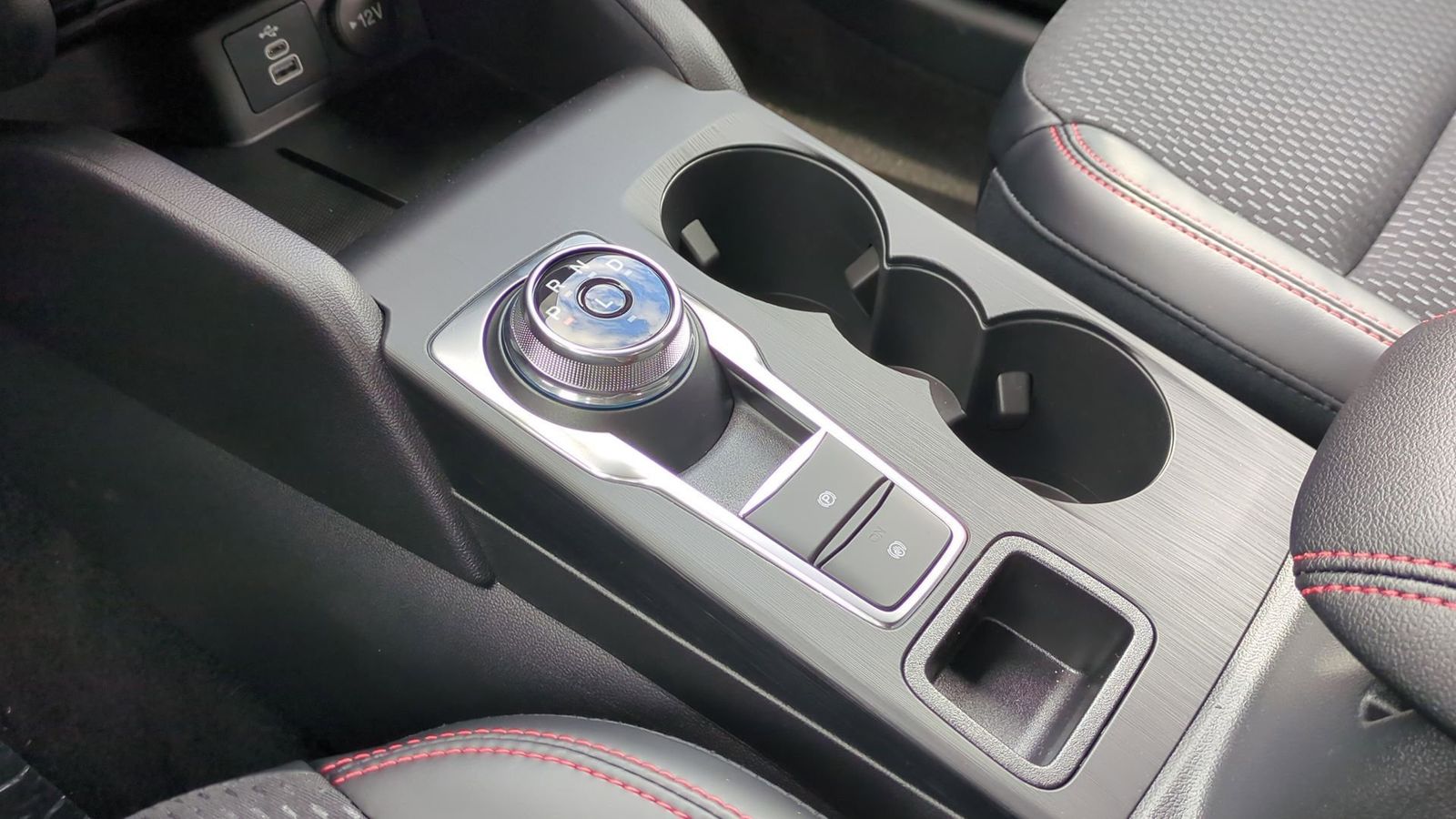 Thumbnail: 2025 Ford Escape - 32