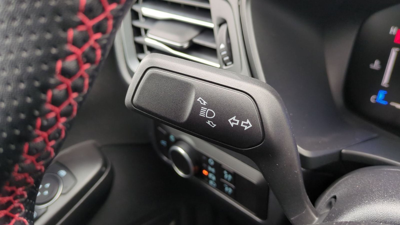 Thumbnail: 2026 Ford Escape - 24