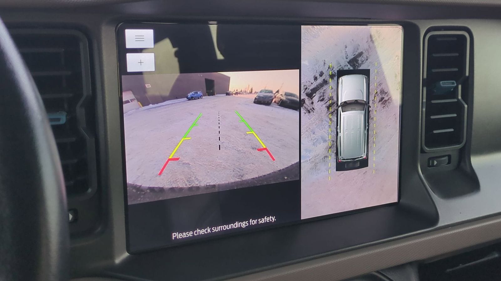 Thumbnail: 2024 Ford Bronco - 32