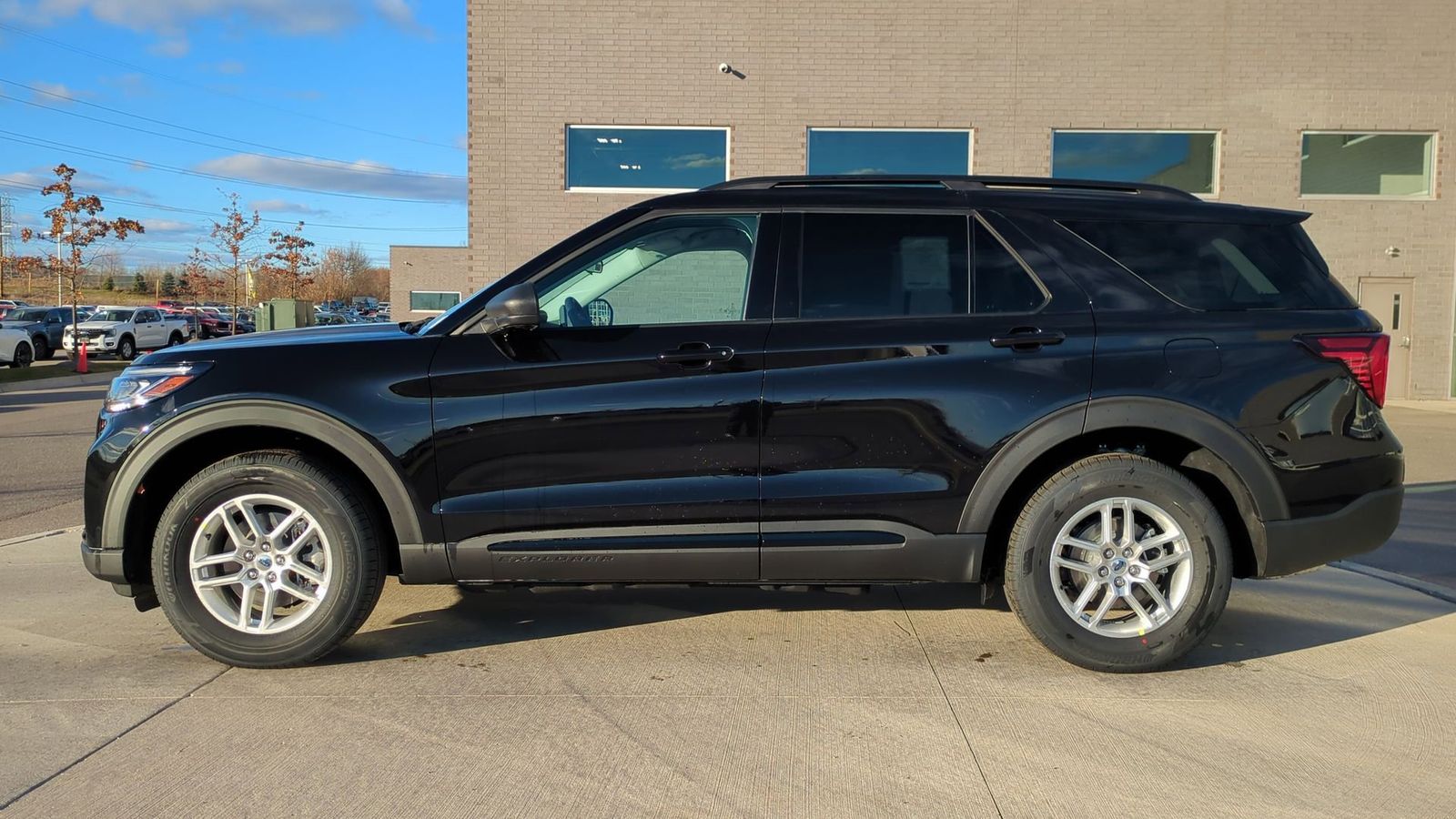 Thumbnail: 2026 Ford Explorer - 2