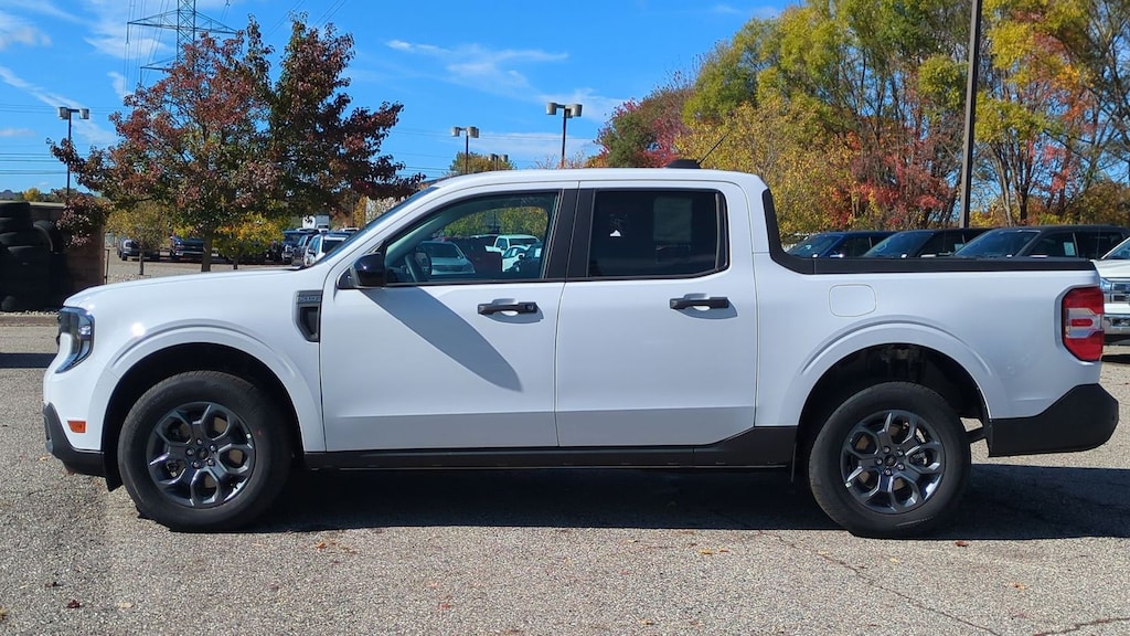 New 2025 Ford Maverick XLT Truck