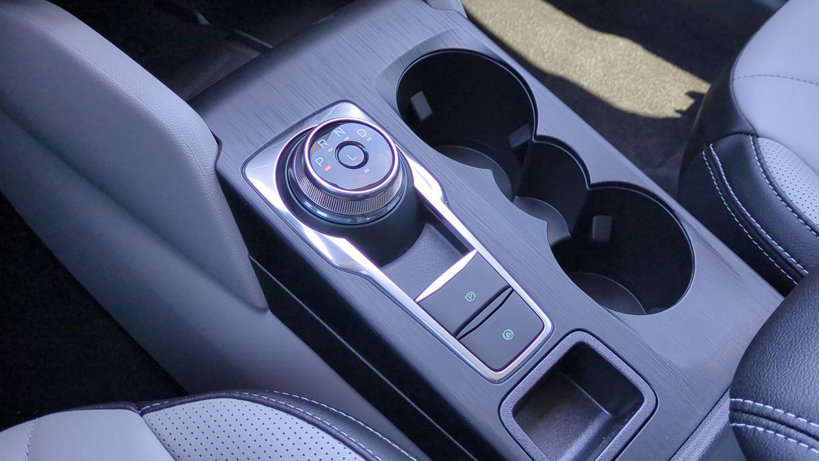 Thumbnail: 2025 Ford Escape - 30