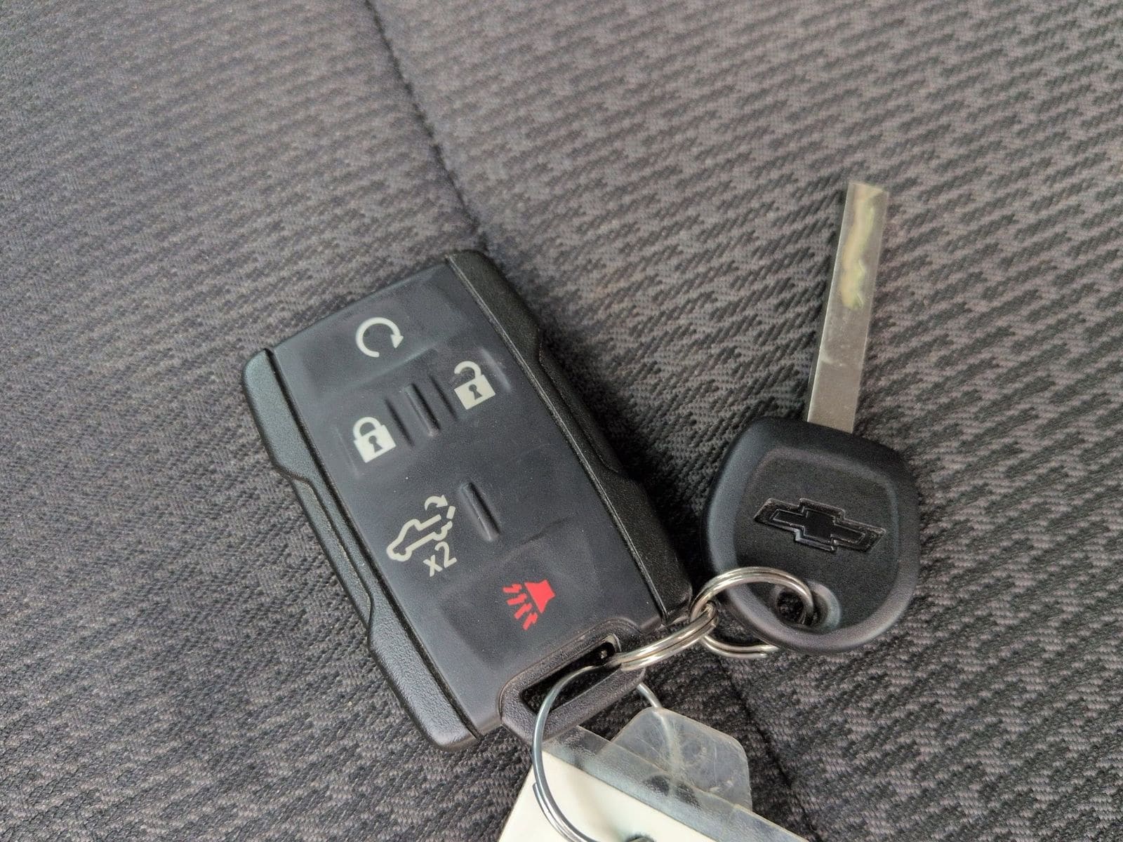 Thumbnail: 2019 Chevrolet Silverado 1500 - 34