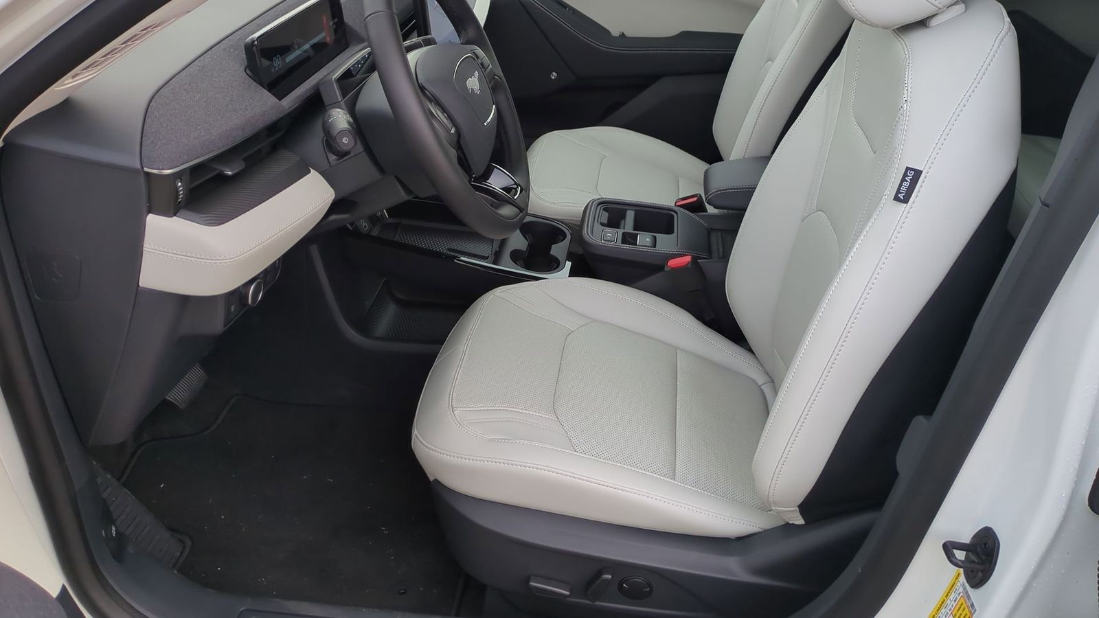 Thumbnail: 2025 Ford Mustang Mach-E - 14