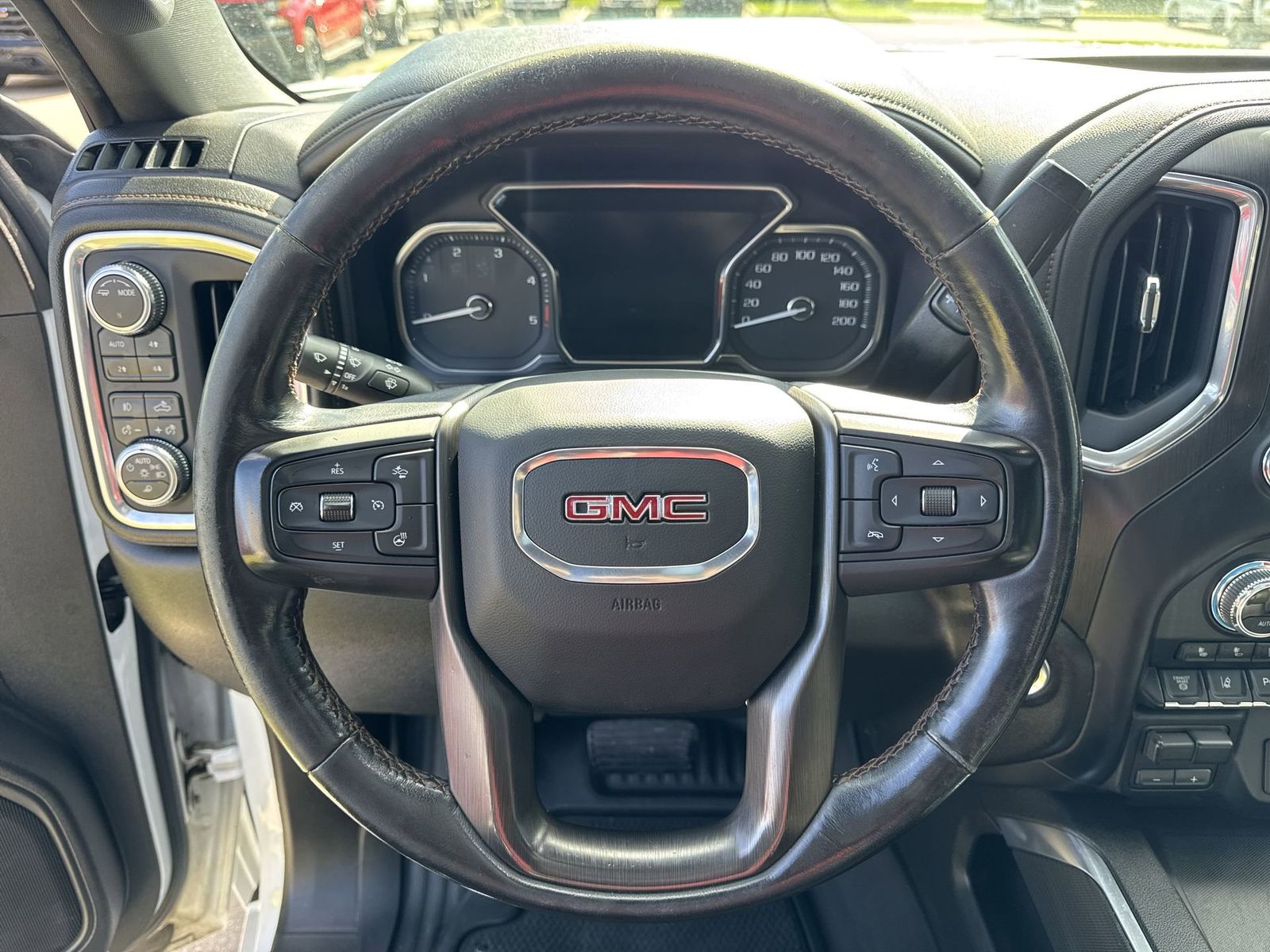 Thumbnail: 2021 GMC Sierra 2500 - 28
