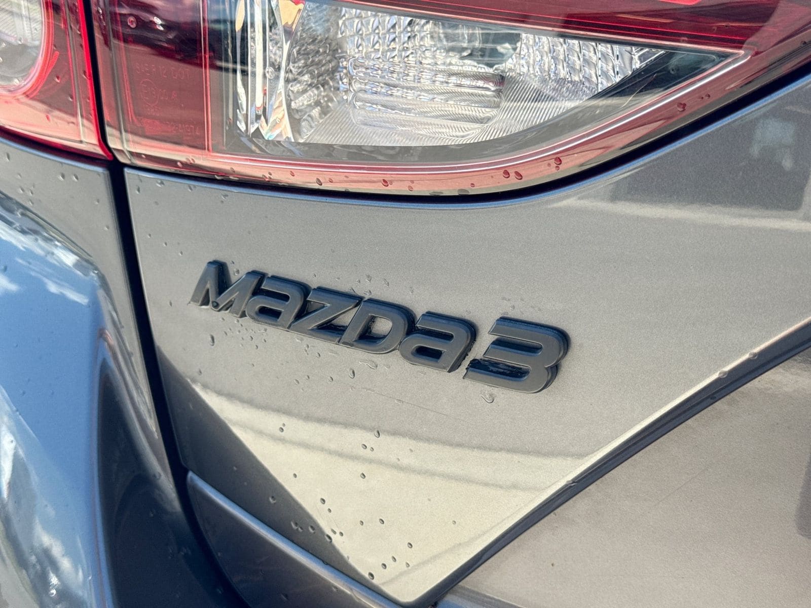Thumbnail: 2018 Mazda Mazda3 - 14