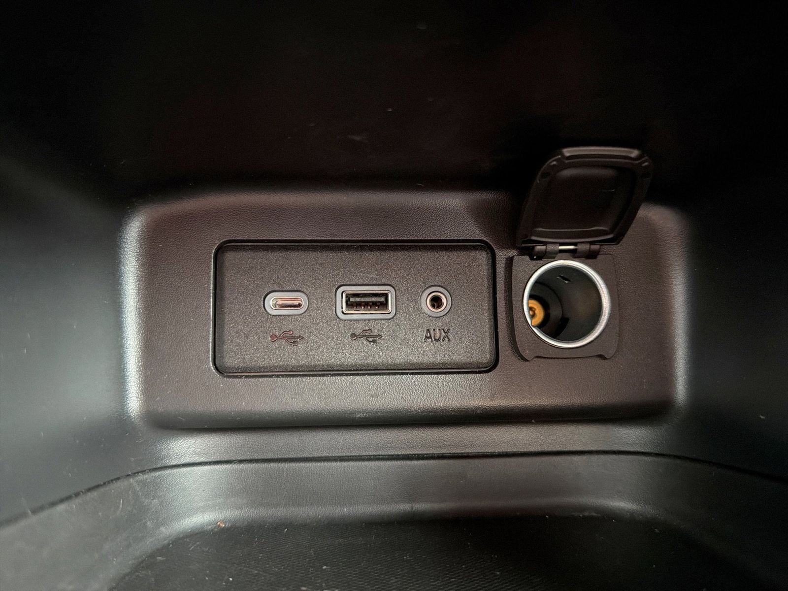 Thumbnail: 2023 Chevrolet Equinox - 34