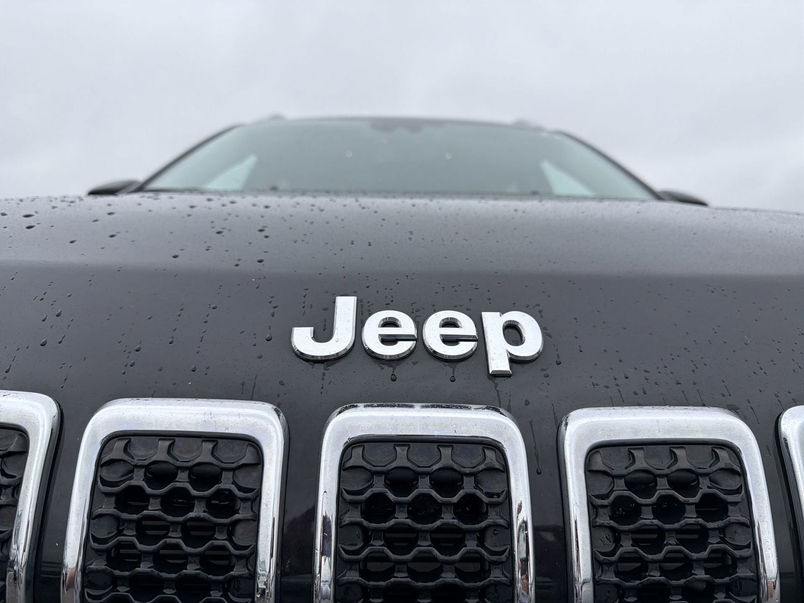 Thumbnail: 2021 Jeep Cherokee - 14