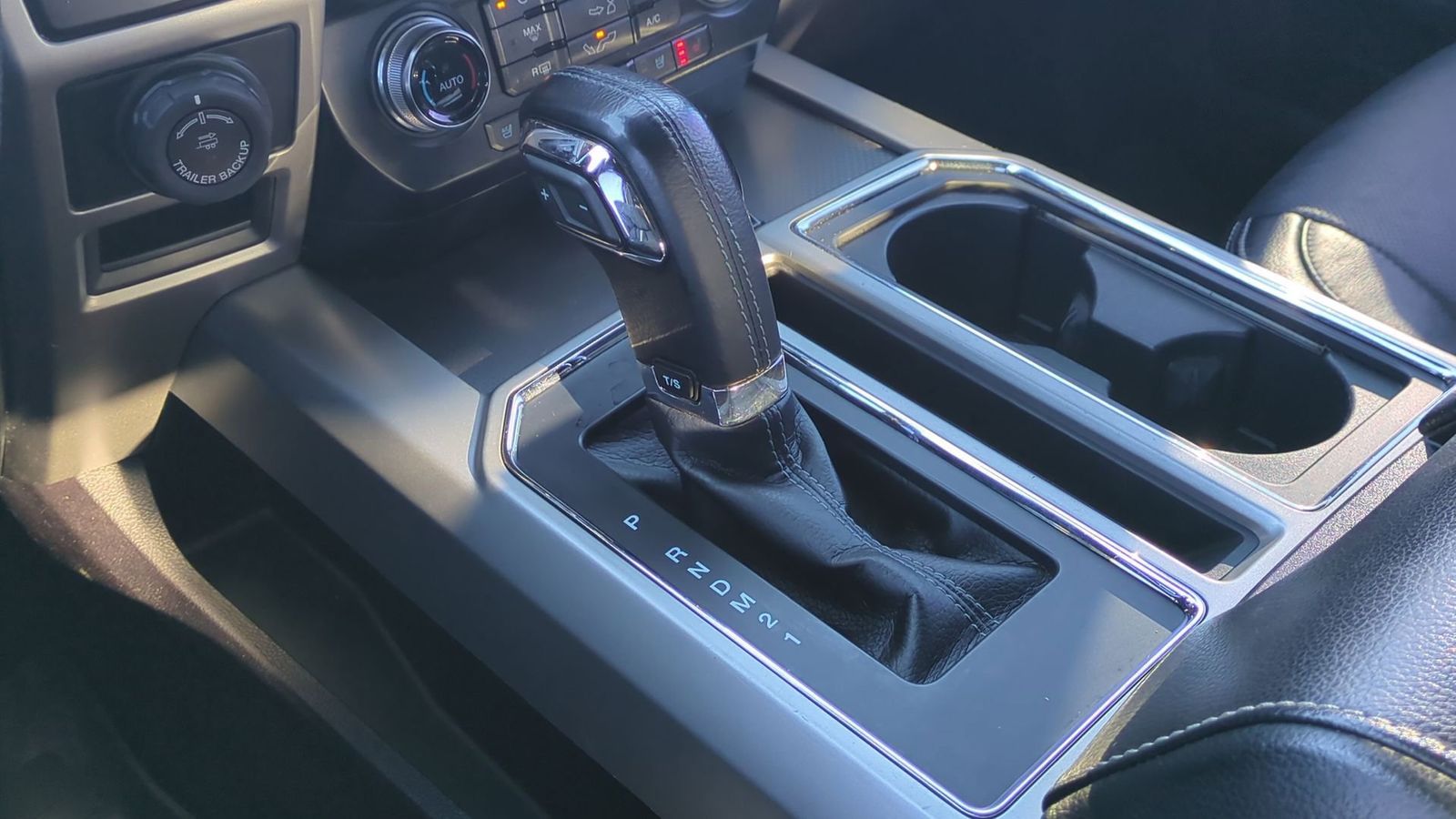 Thumbnail: 2016 Ford F-150 - 38