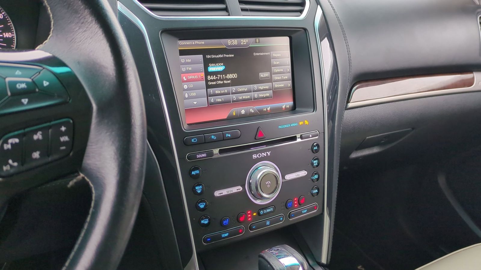 Thumbnail: 2016 Ford Explorer - 29