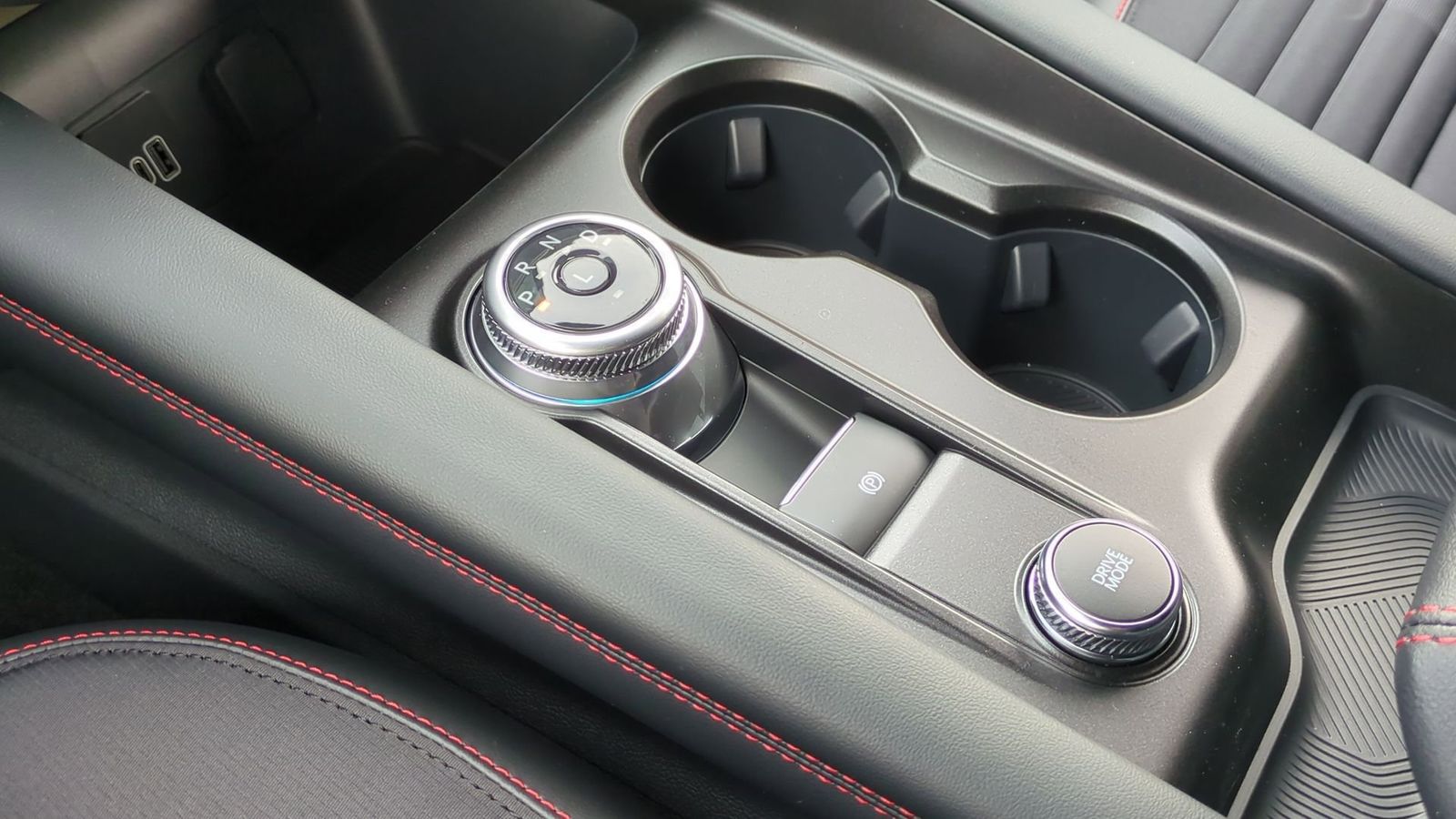 Thumbnail: 2026 Ford Explorer - 31