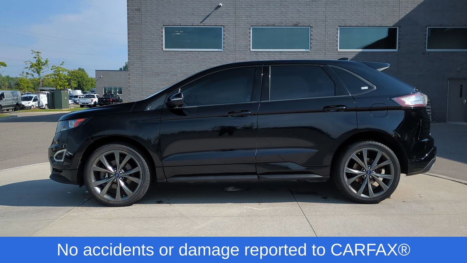 Thumbnail: 2017 Ford Edge - 2