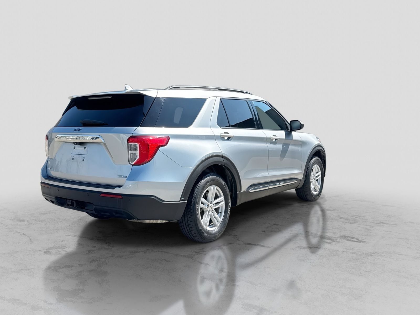 Thumbnail: 2020 Ford Explorer - 8