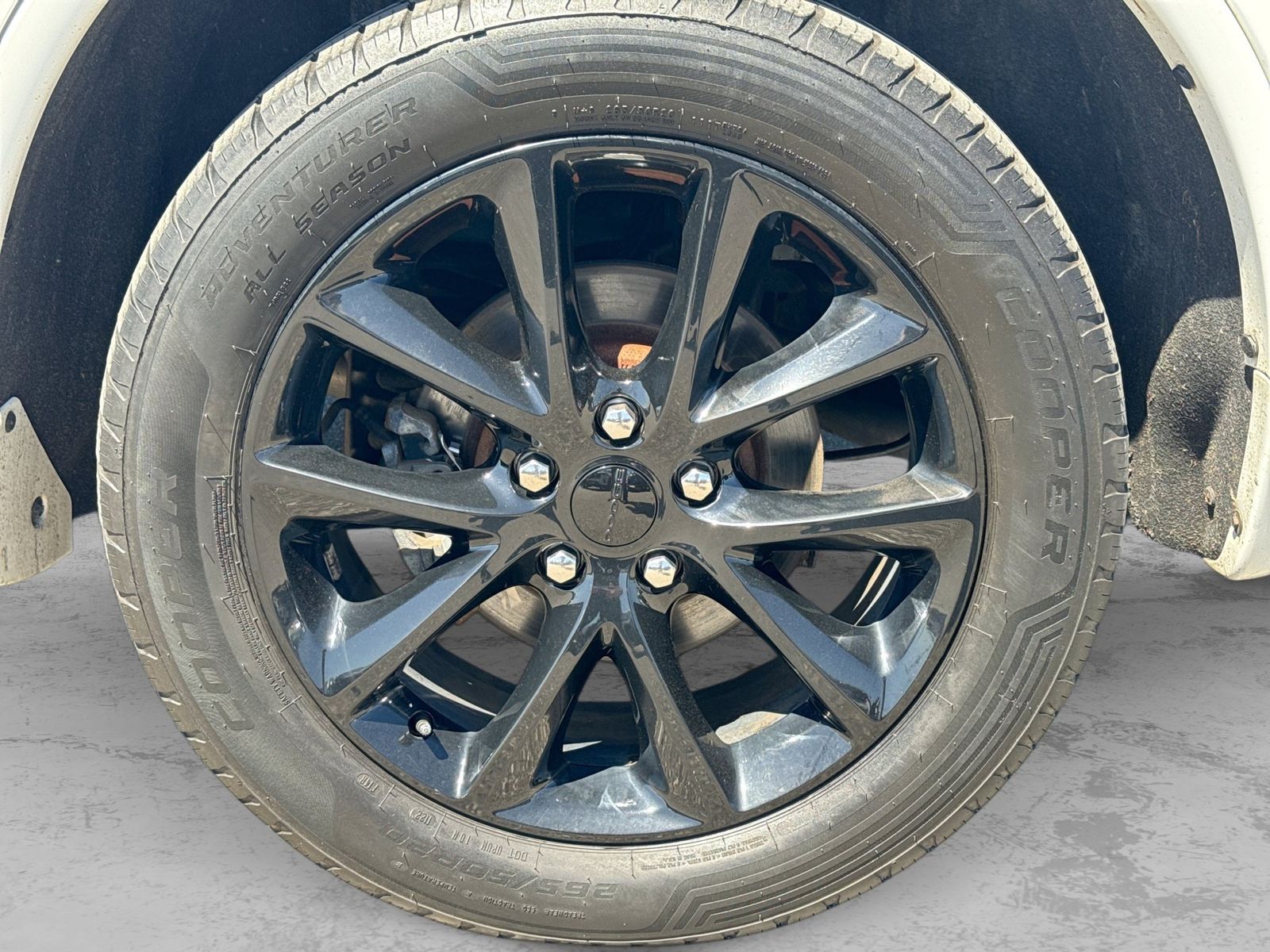 Thumbnail: 2018 Dodge Durango - 17