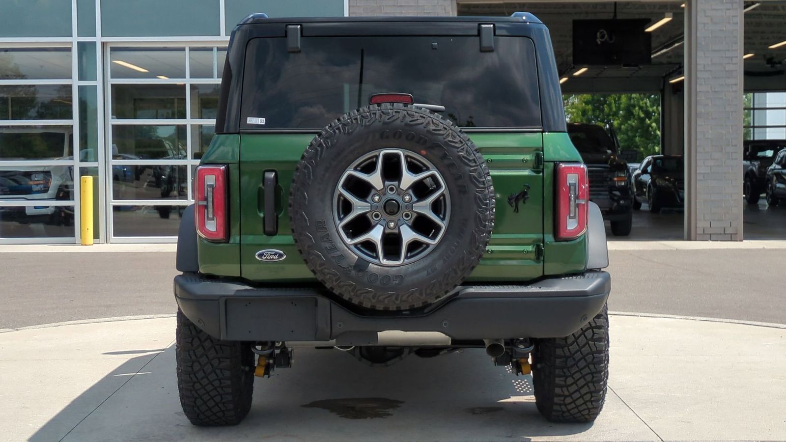 2025 Ford Bronco Badlands photo 4
