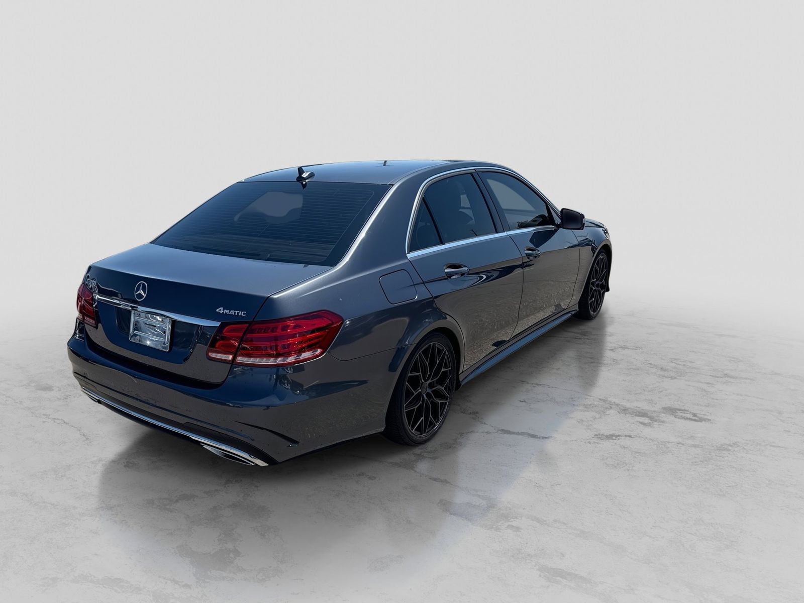 Thumbnail: 2014 Mercedes-Benz E-Class - 7