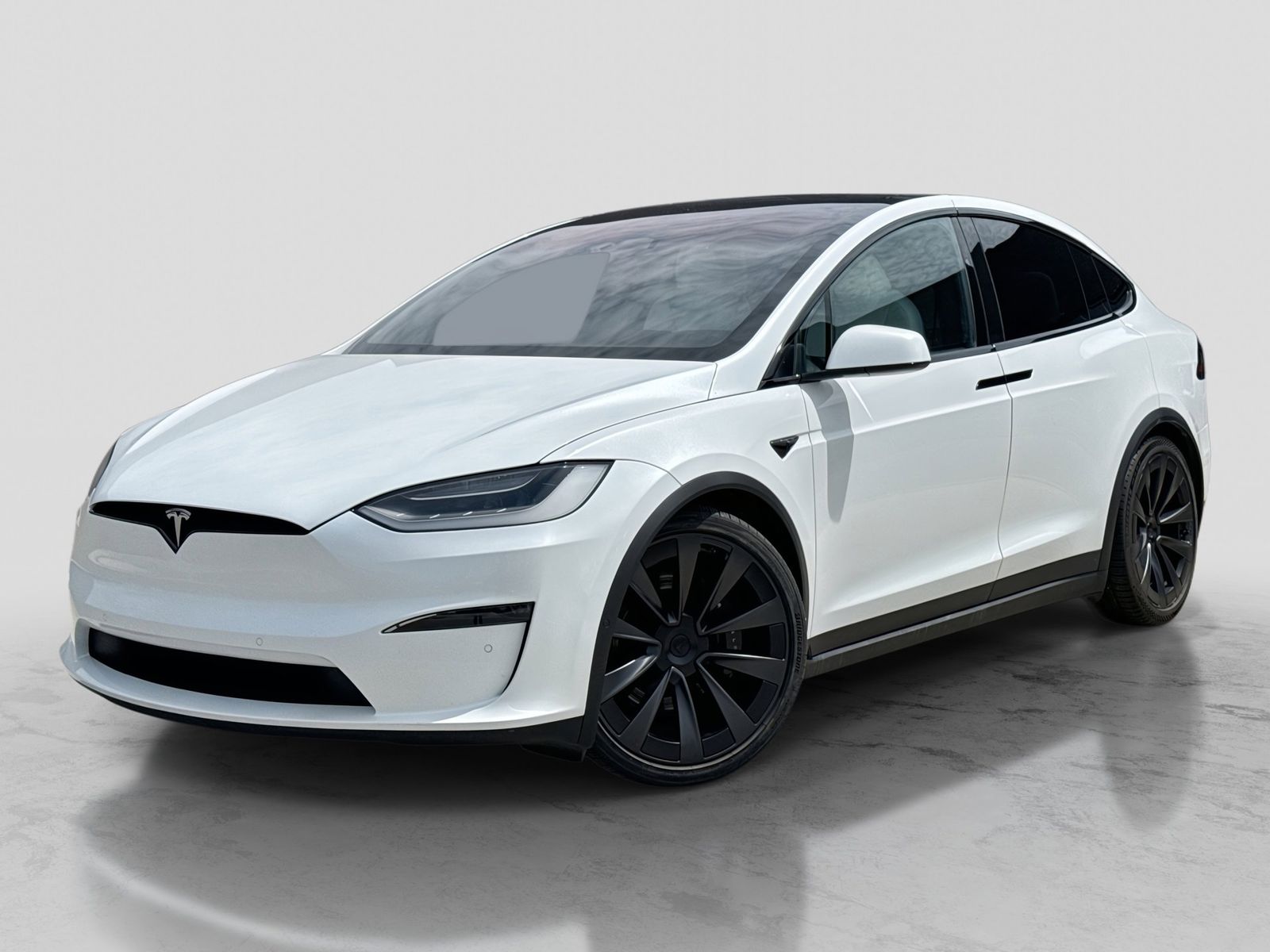 2022 Tesla Model X Plaid's photo