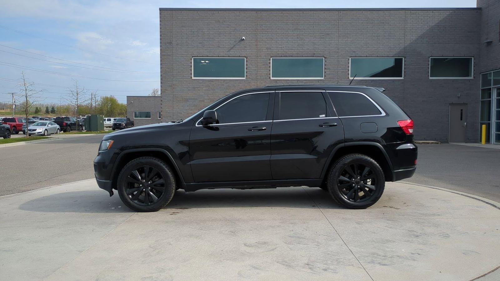 2013 Jeep Grand Cherokee Laredo 2