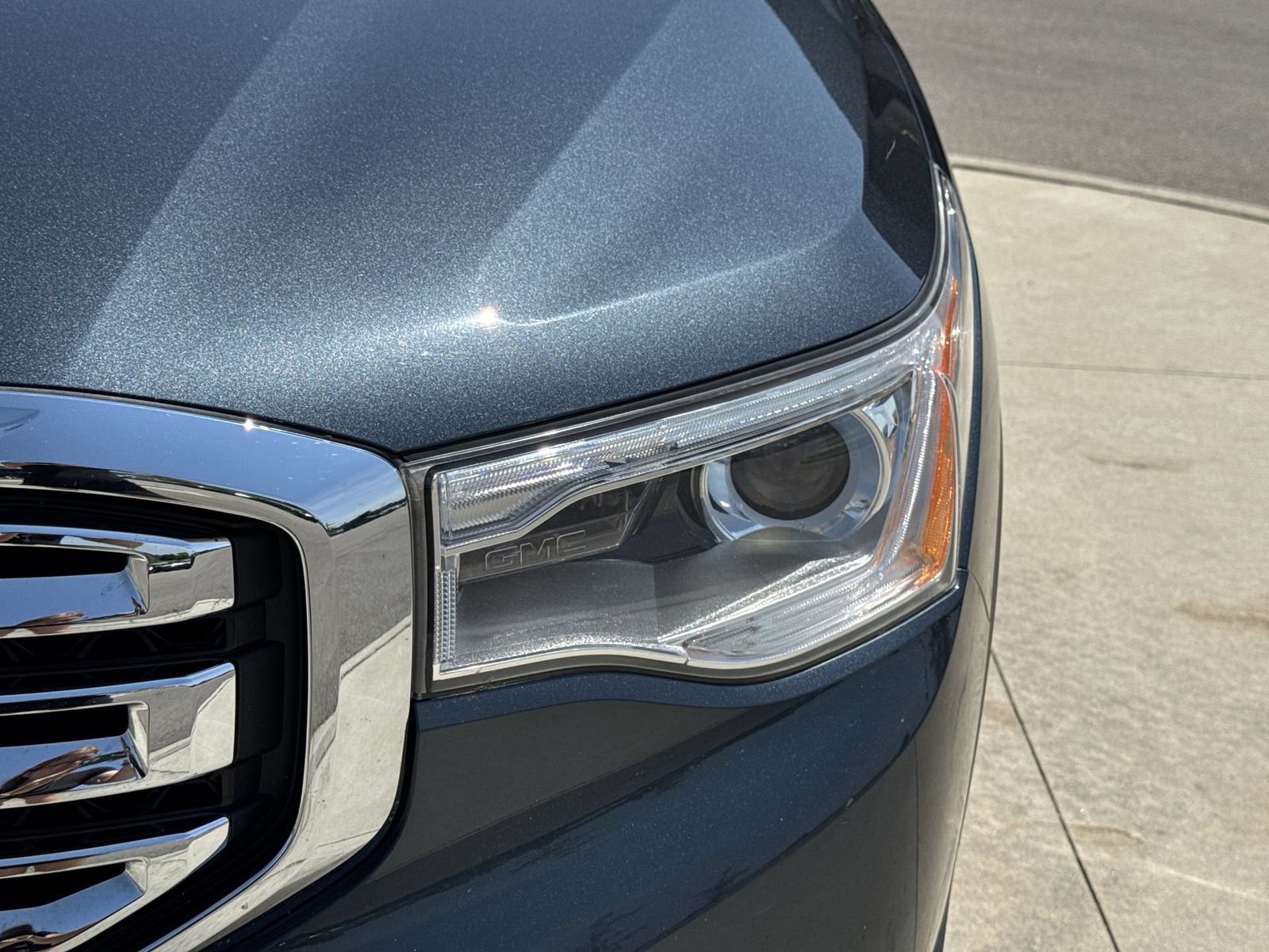 Thumbnail: 2019 GMC Acadia - 13
