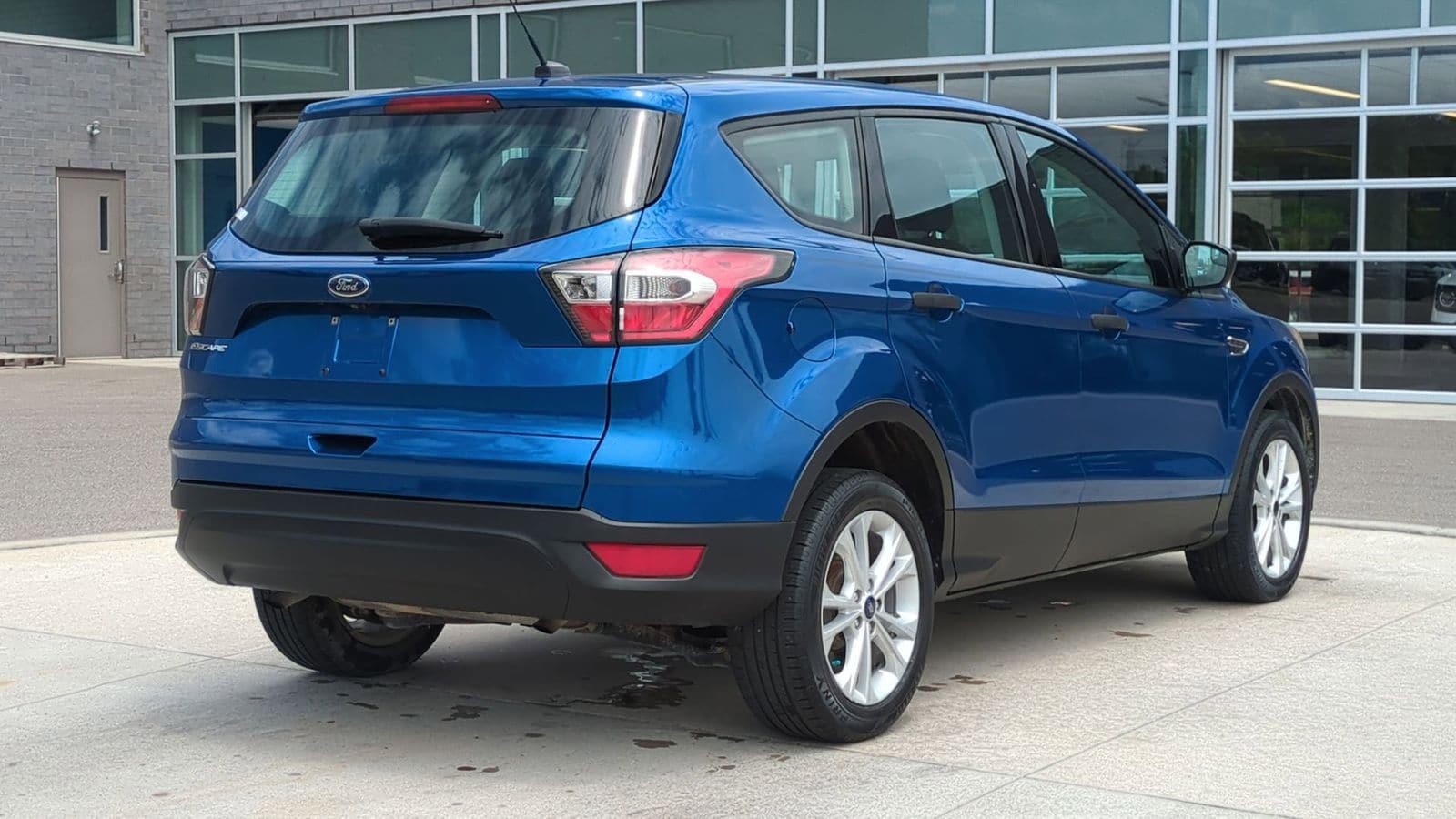 Thumbnail: 2017 Ford Escape - 6