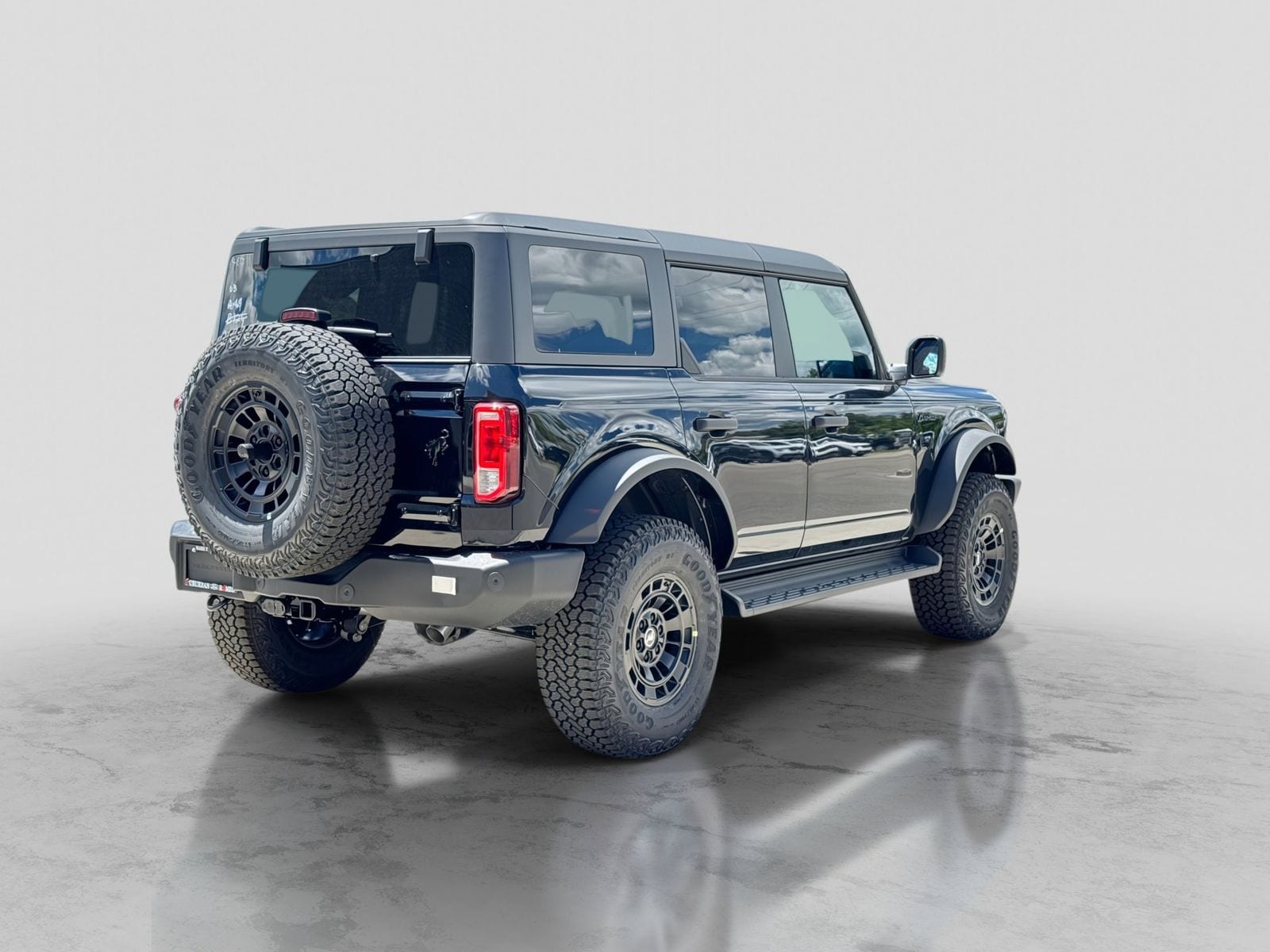 Thumbnail: 2026 Ford Bronco - 7