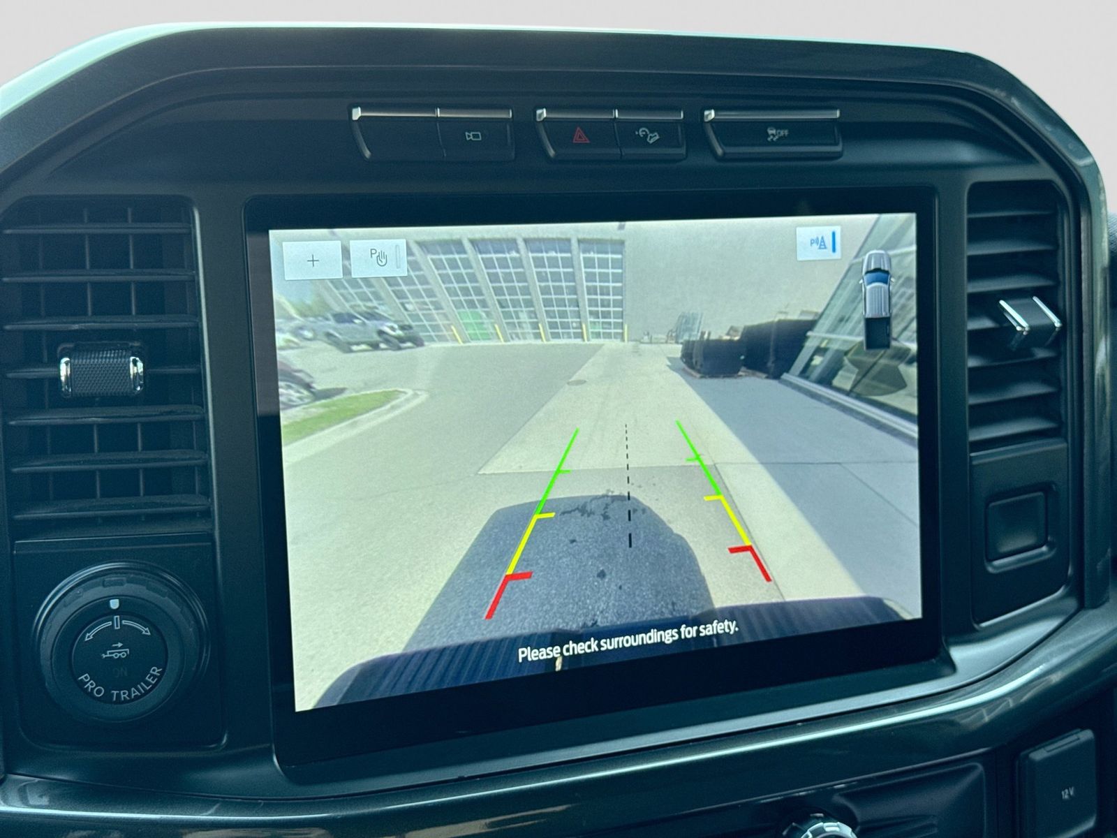 Thumbnail: 2022 Ford F-150 - 32