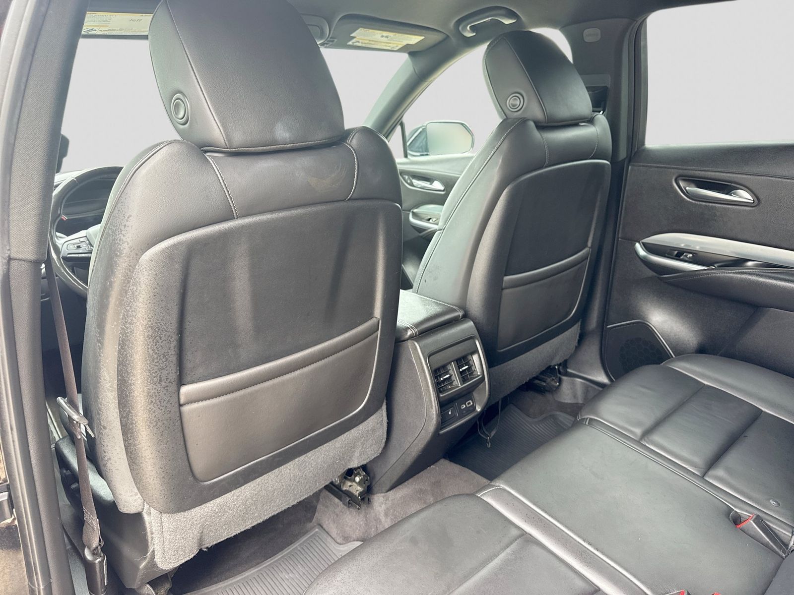 Thumbnail: 2019 Cadillac XT4 - 23