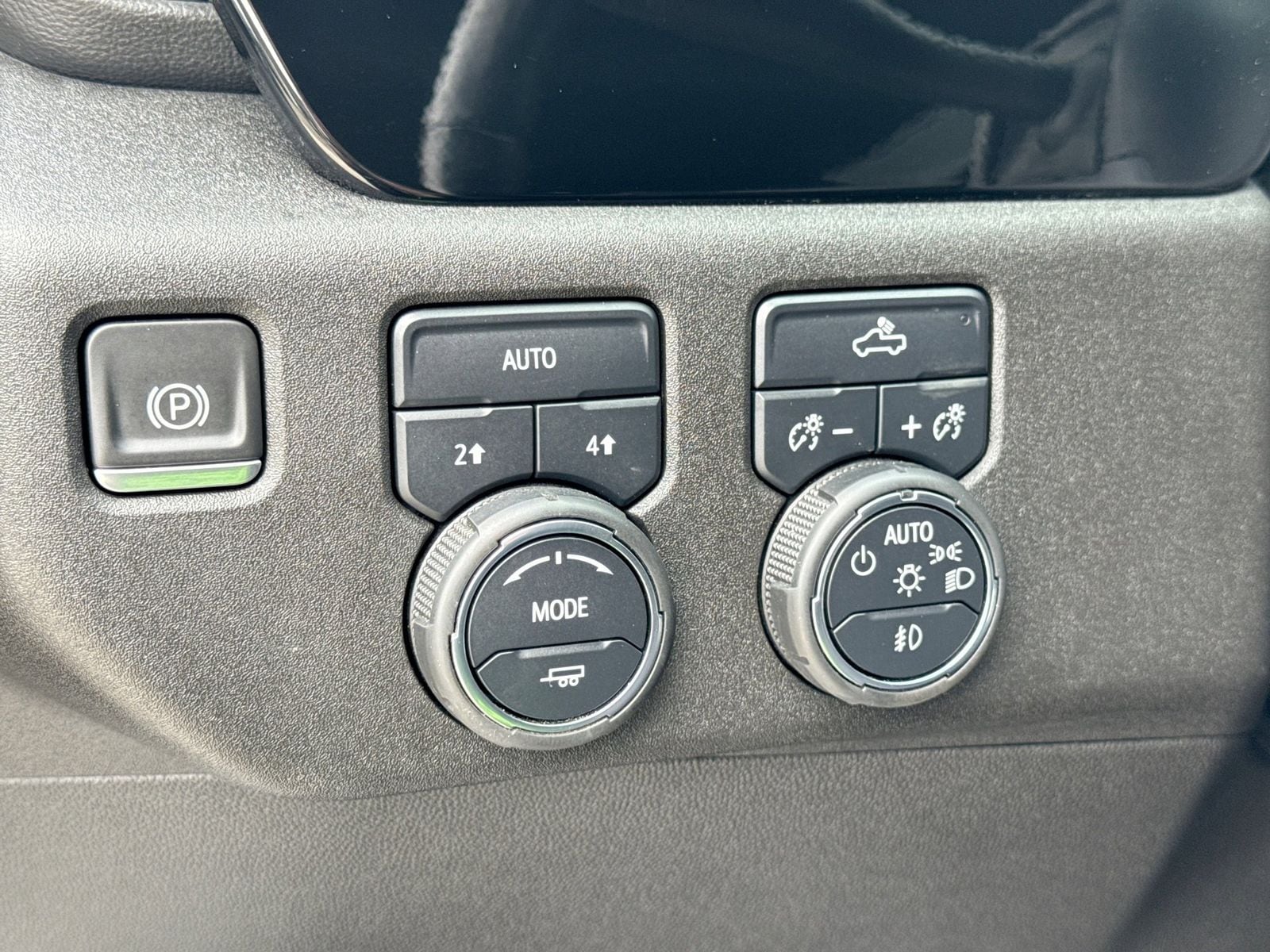 Thumbnail: 2022 Chevrolet Silverado 1500 - 28