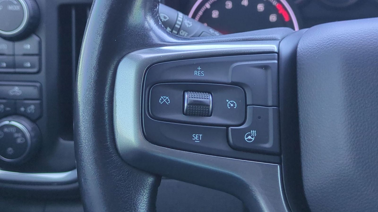 Thumbnail: 2020 Chevrolet Silverado 1500 - 27