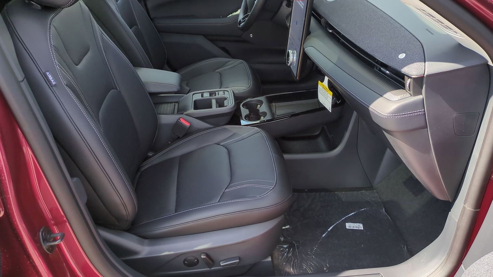 Thumbnail: 2025 Ford Mustang Mach-E - 20