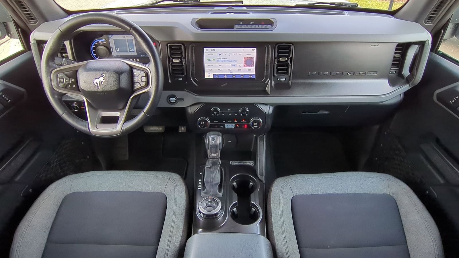 Thumbnail: 2023 Ford Bronco - 15